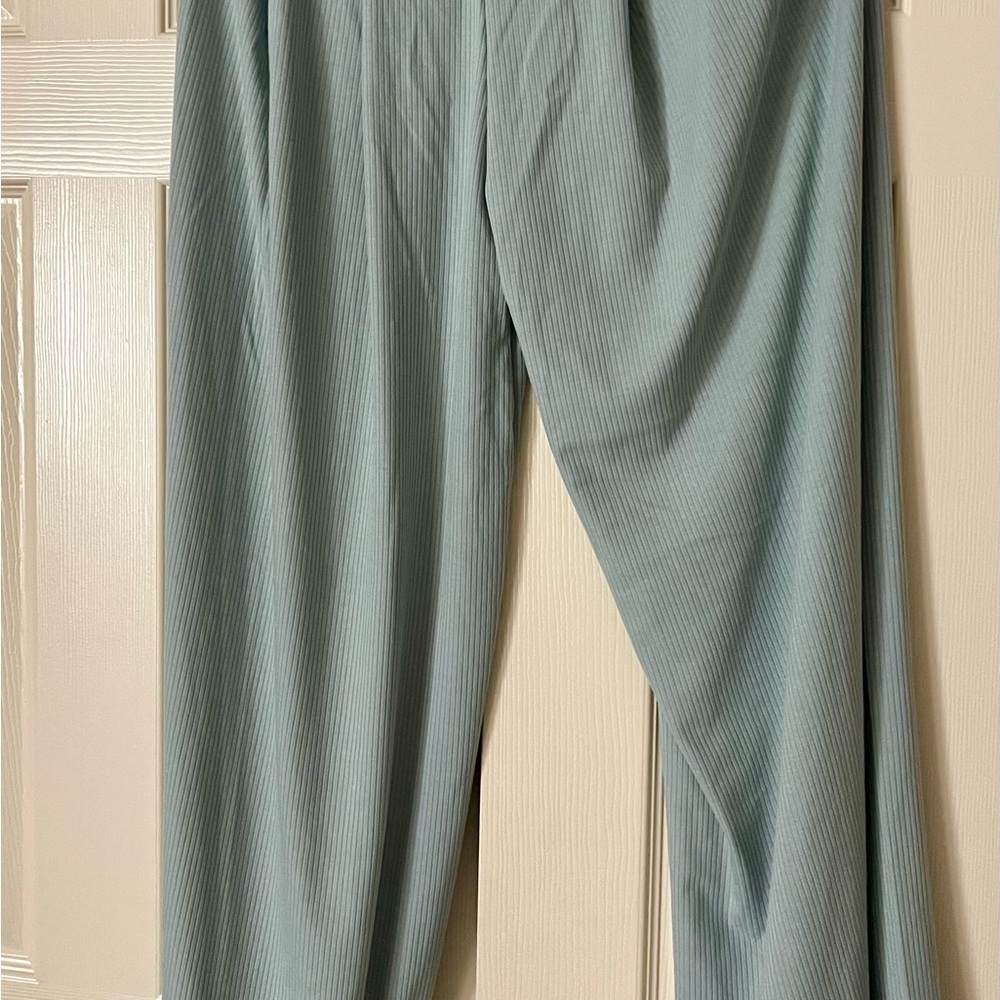 NWOT SLEEP LOUNGE SET
